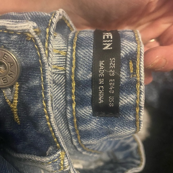 Brand new jeans - Picture 6 of 6